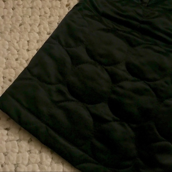 Guess Jeans RETRO Quilted Black Mini Skirt NWT 32M - Picture 3 of 7